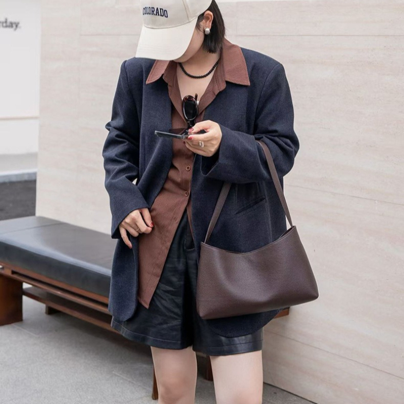 Minimalist Work Shoulder Bag f - đánh giá và giá Luxury Bags Coach