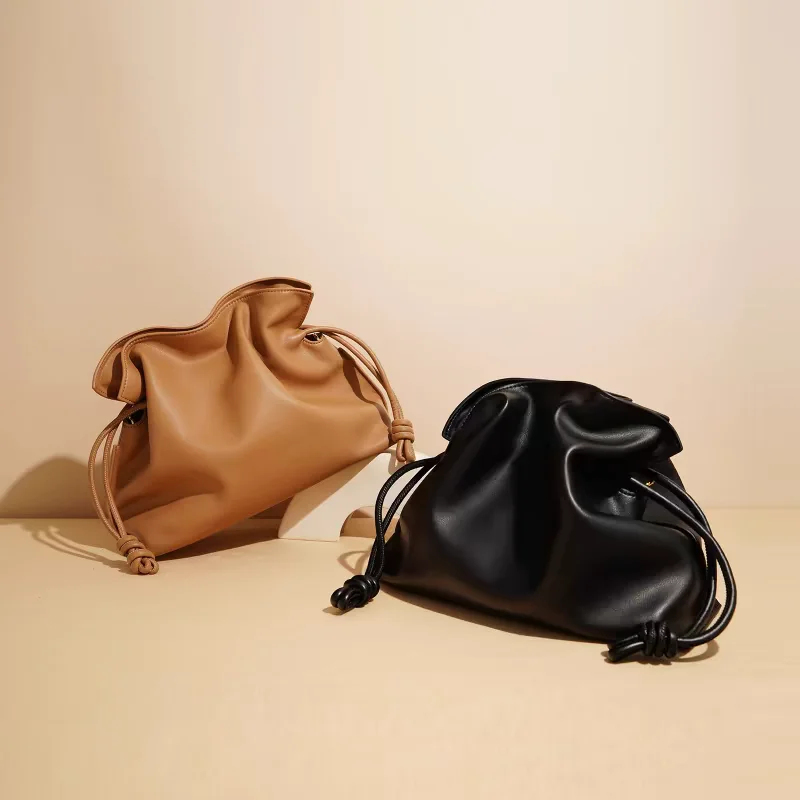 Brand Design Cowhide Lucky Bag - đánh giá và giá Luxury Bags Blue