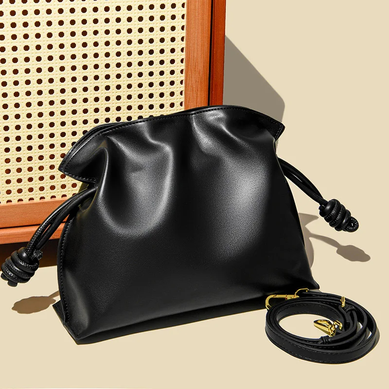 Brand Design Cowhide Lucky Bag - đánh giá và giá Luxury Bags Blue