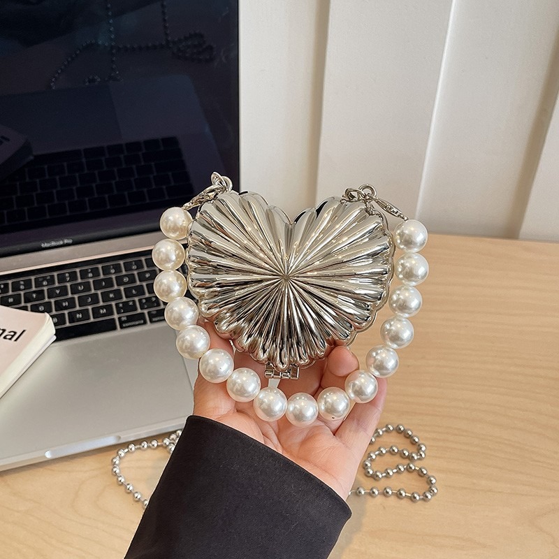 Sparkling Heart Shaped Clutch  - đánh giá và giá Mini Bag Evening Clutch
